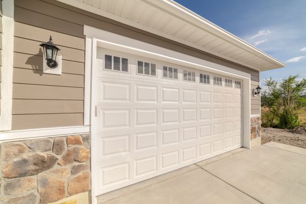 Garage Lifting in Davis